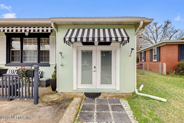 1228 GLEN LAURA Road, Jacksonville, FL 32205