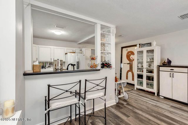 1228 GLEN LAURA Road, Jacksonville, FL 32205