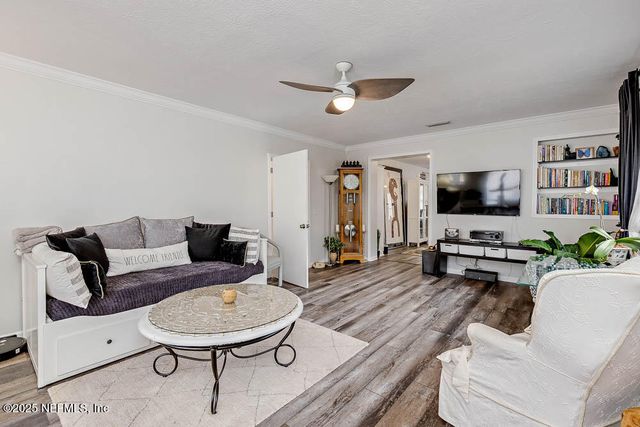 1228 GLEN LAURA Road, Jacksonville, FL 32205