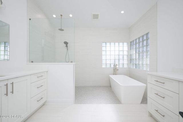 3311 Oak Vista Drive, Port Orange, FL 32128