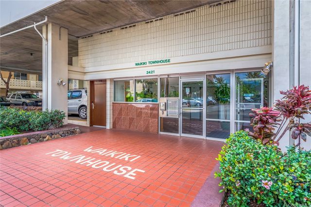2421 Tusitala Street 401, Honolulu, HI 96815