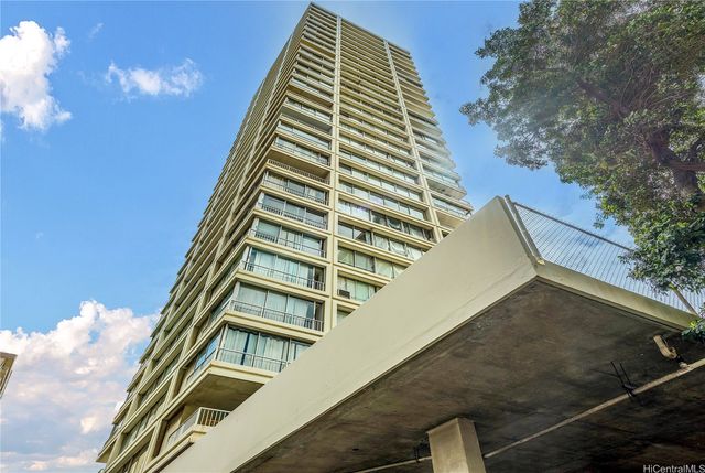 2421 Tusitala Street 401, Honolulu, HI 96815