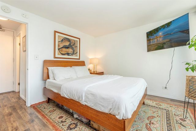 2421 Tusitala Street 401, Honolulu, HI 96815