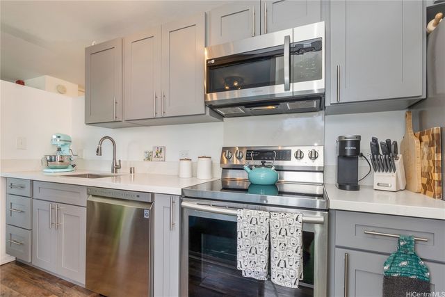 2421 Tusitala Street 401, Honolulu, HI 96815