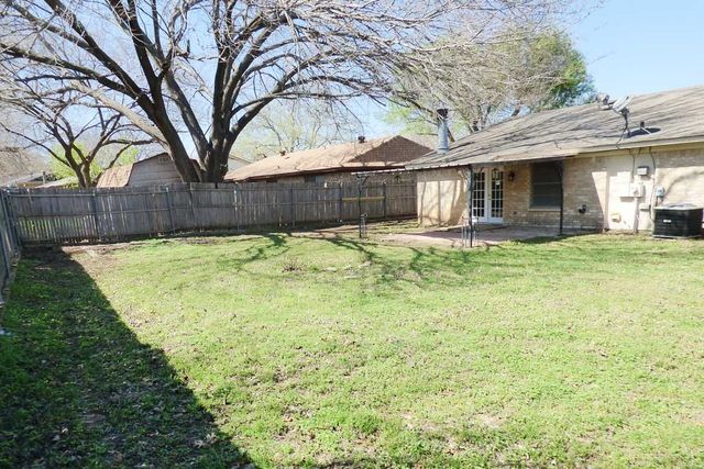 533 Annapolis Drive, Fort Worth, TX 76108
