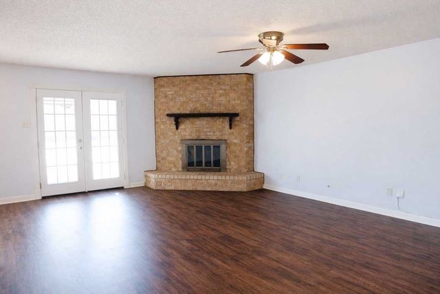 533 Annapolis Drive, Fort Worth, TX 76108