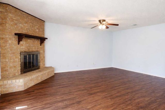 533 Annapolis Drive, Fort Worth, TX 76108