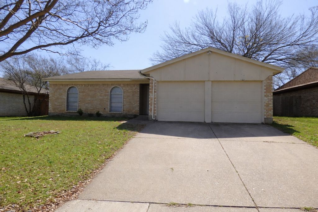 533 Annapolis Drive, Fort Worth, TX 76108