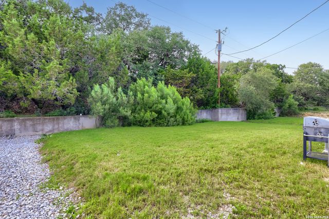 2541 CANYON LAKE FOREST DR, Canyon Lake, TX 78133