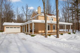 6811 116th Avenue, Ganges Twp, MI 49408
