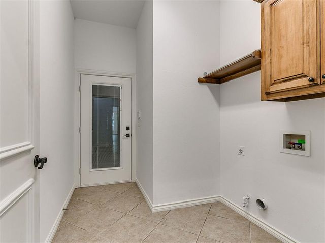 19316 Cade Court, Edmond, OK 73012