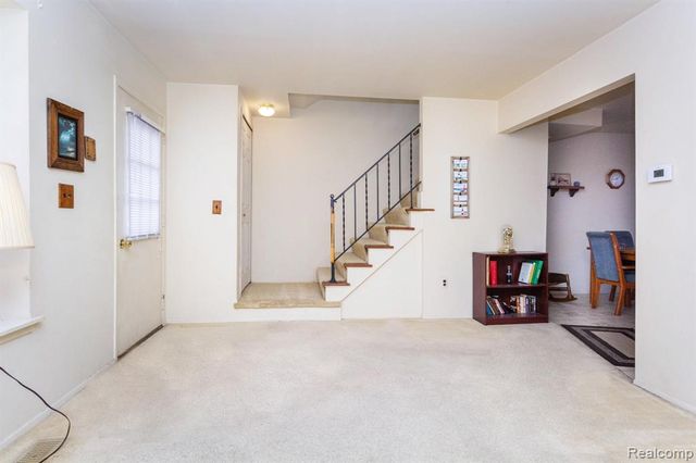 3026 Seaton Circuit, Warren, MI 48091