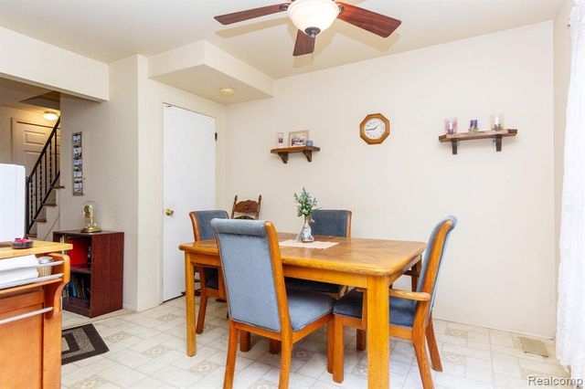 3026 Seaton Circuit, Warren, MI 48091