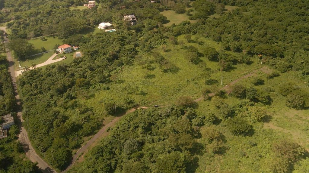 1 PR-995, Vieques, PR 00765