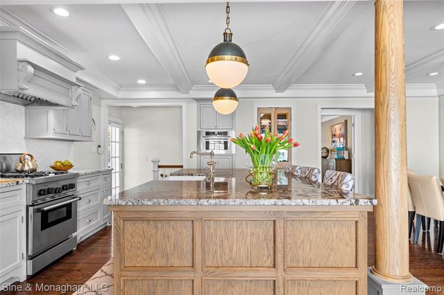 1509 Sunset Boulevard, Royal Oak, MI 48067