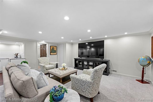 1509 Sunset Boulevard, Royal Oak, MI 48067