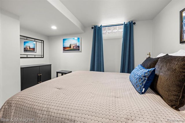 1509 Sunset Boulevard, Royal Oak, MI 48067