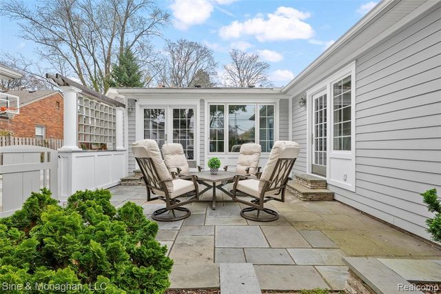 1509 Sunset Boulevard, Royal Oak, MI 48067