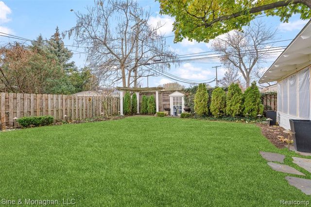 1509 Sunset Boulevard, Royal Oak, MI 48067