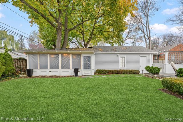 1509 Sunset Boulevard, Royal Oak, MI 48067