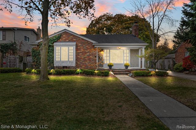 1509 Sunset Boulevard, Royal Oak, MI 48067