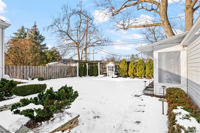 1509 Sunset Boulevard, Royal Oak, MI 48067