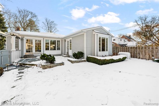 1509 Sunset Boulevard, Royal Oak, MI 48067