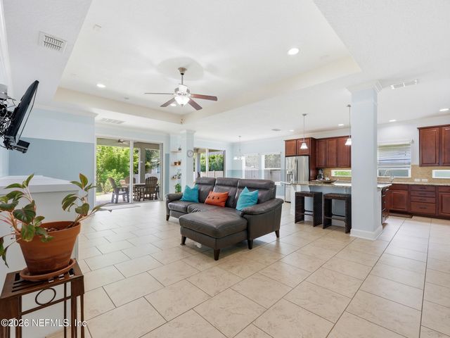 3619 CROSSVIEW Drive, Jacksonville, FL 32224