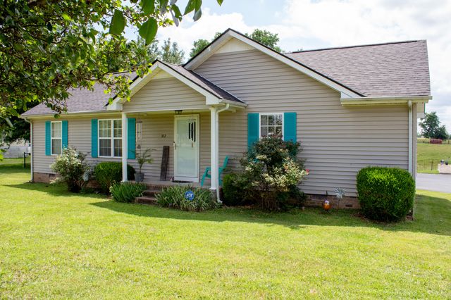 322 Joyce Cir, Lafayette, TN 37083