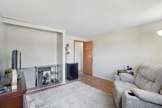 1520 Fall Brook Road, Columbus, OH 43223