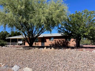 254 W La Cuesta Drive, Benson, AZ 85602