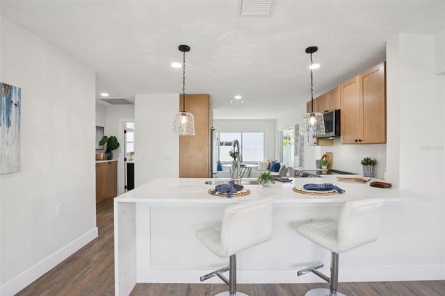 1739 BAYOU GRANDE BOULEVARD NE, St Petersburg, FL 33703