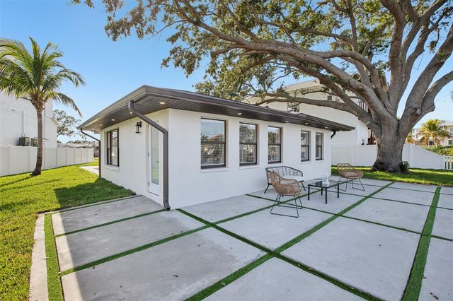 1739 BAYOU GRANDE BOULEVARD NE, St Petersburg, FL 33703