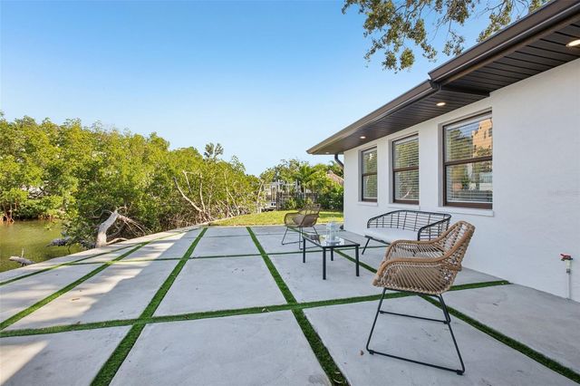 1739 BAYOU GRANDE BOULEVARD NE, St Petersburg, FL 33703