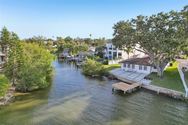 1739 BAYOU GRANDE BOULEVARD NE, St Petersburg, FL 33703