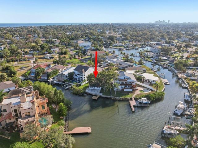 1739 BAYOU GRANDE BOULEVARD NE, St Petersburg, FL 33703