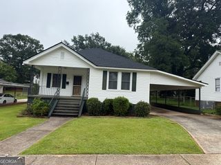 163 NW R Street, Thomaston, GA 30286