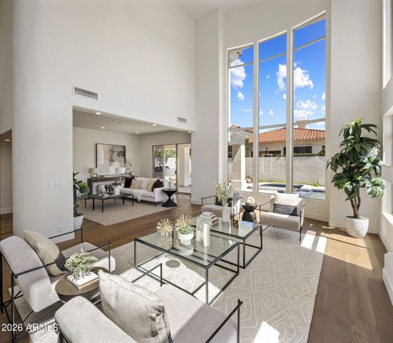 7676 E TUCKEY Lane, Scottsdale, AZ 85250