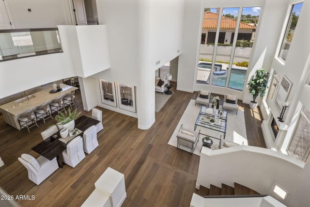 7676 E TUCKEY Lane, Scottsdale, AZ 85250