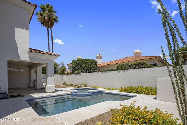 7676 E TUCKEY Lane, Scottsdale, AZ 85250