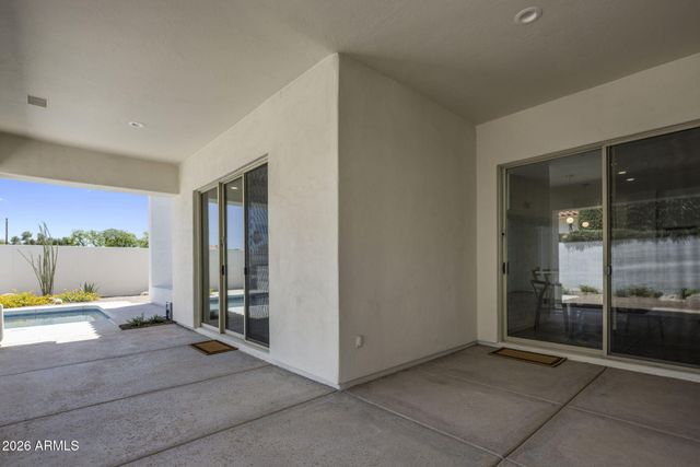 7676 E TUCKEY Lane, Scottsdale, AZ 85250