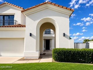 7676 E TUCKEY Lane, Scottsdale, AZ 85250