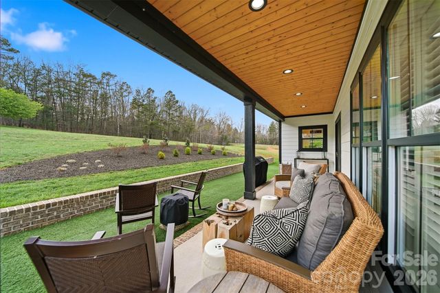 157 Franklin Lane, Taylorsville, NC 28681