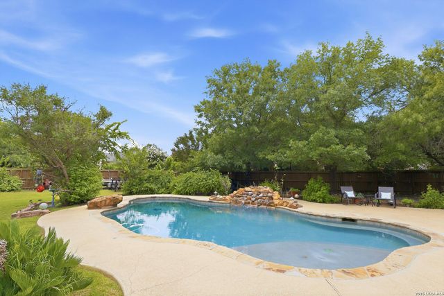30900 Wood Bine, Boerne, TX 78015
