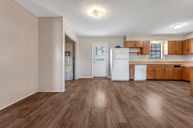 1600 Lahaina Court, Gulf Breeze, FL 32563