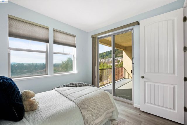 6299 Rocky Point Ct, Oakland, CA 94605