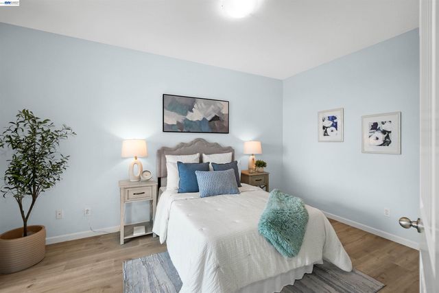 6299 Rocky Point Ct, Oakland, CA 94605