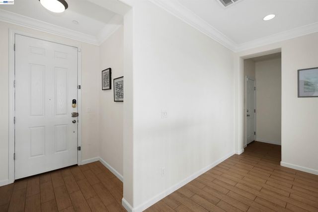 6299 Rocky Point Ct, Oakland, CA 94605