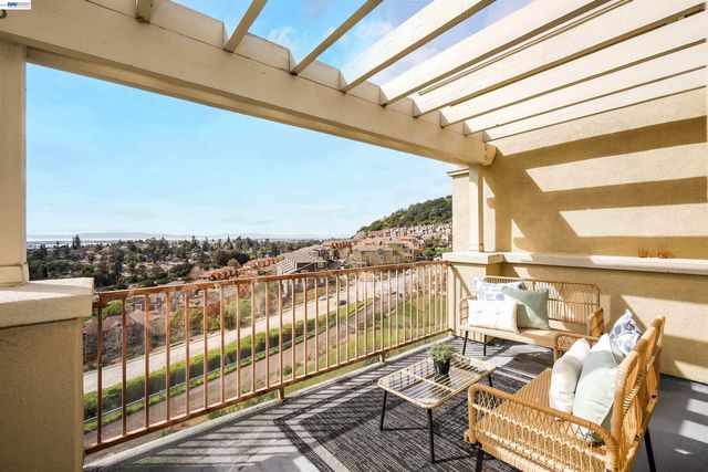 6299 Rocky Point Ct, Oakland, CA 94605