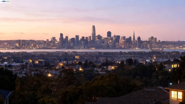 6299 Rocky Point Ct, Oakland, CA 94605